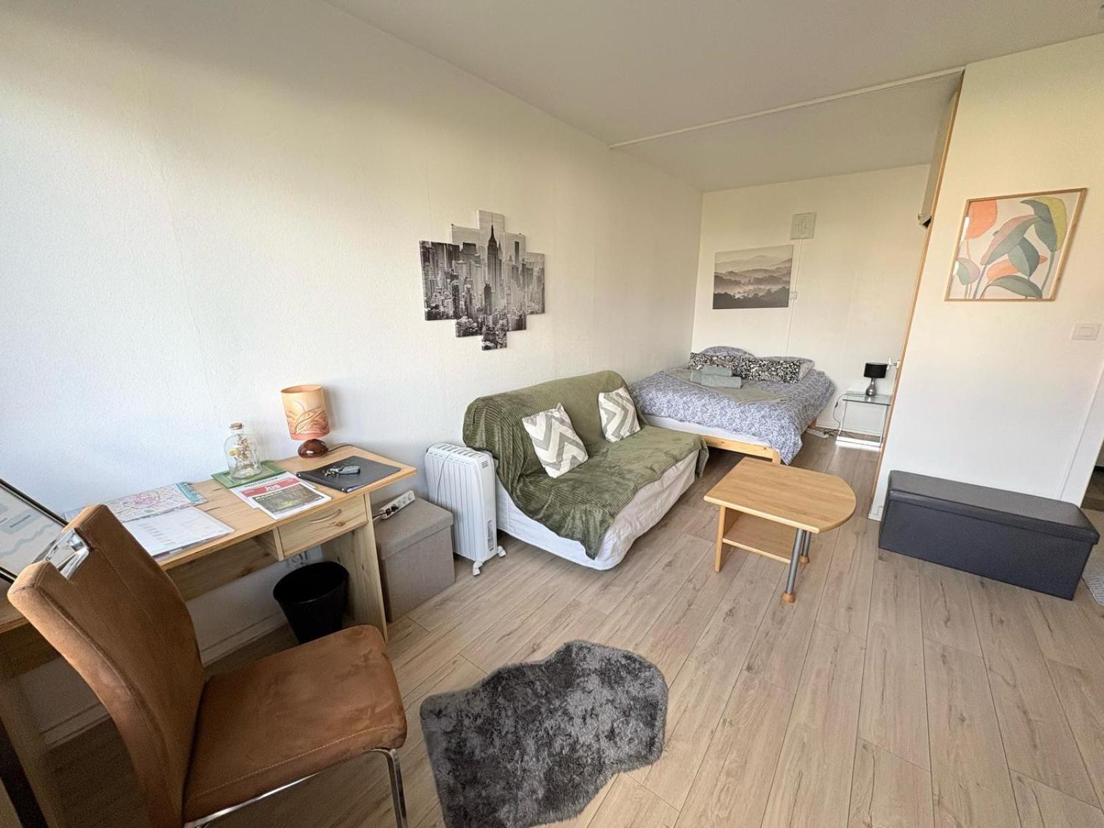 Studio Rdc Calme Avec Parking Ferme Pres Autoroute Et Tram C Mulhouse Exterior foto